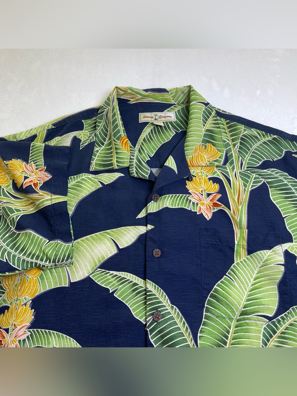 Tommy Bahama Silk Hawaiian Shirt L Navy Banana Leaf Palm Tree Camp Button Up